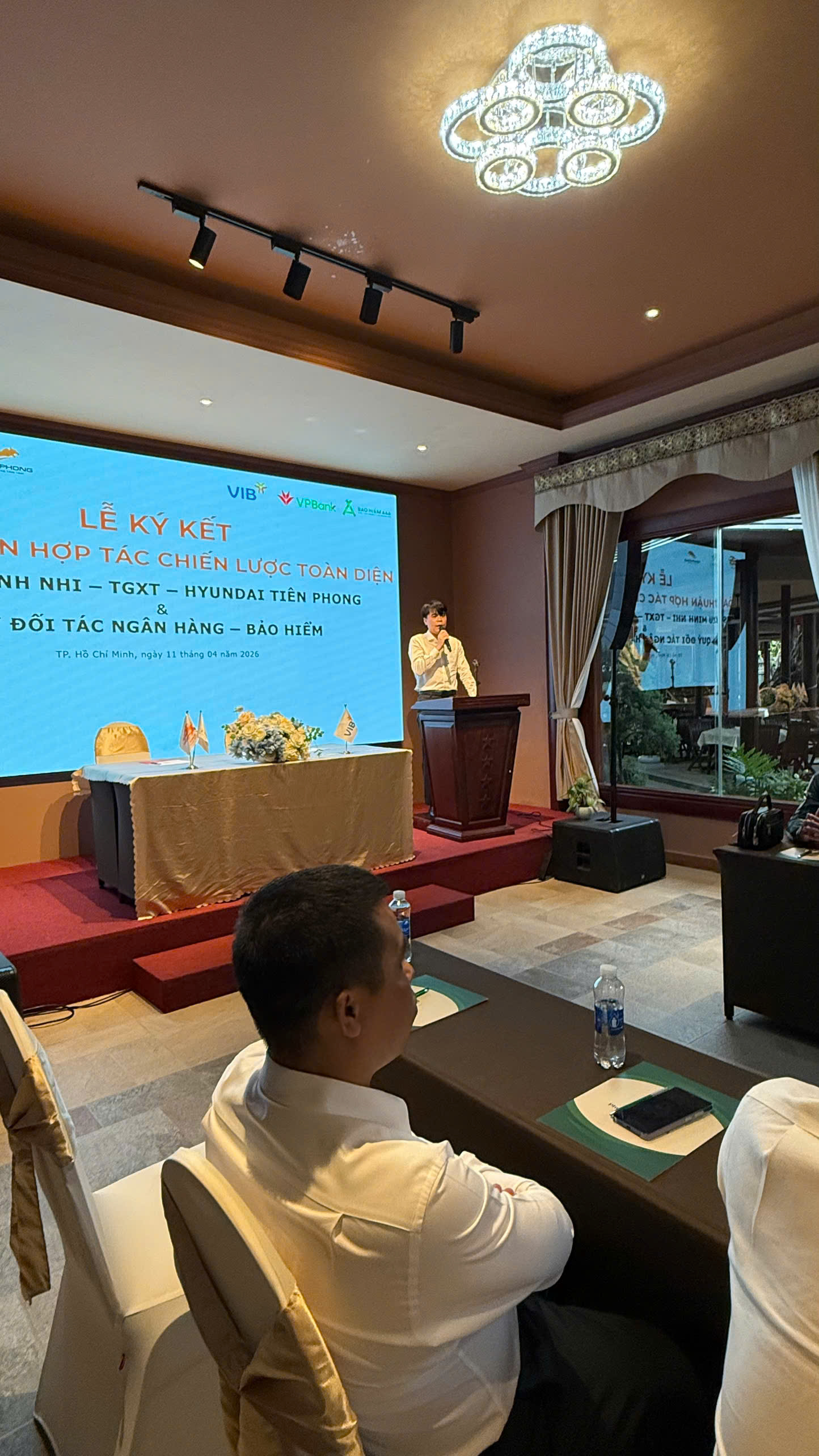 Hoạt động thiện nguyện Color Tour 2